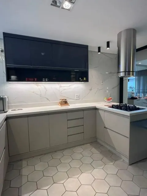 Apartamento de 136 m² com 3 suítes no 16º andar do Massimo Residence