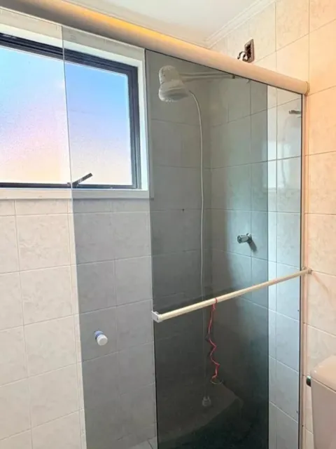 Apartamento térreo de 96 m² com 3 dormitórios no Condomínio Pasargada