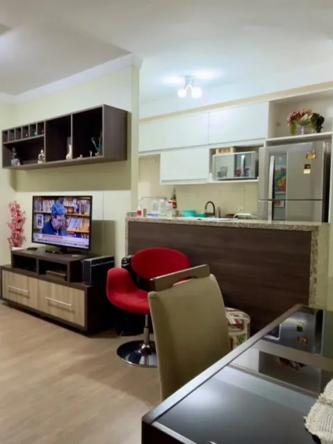 Apartamento de 69 m² reformado com vista para a Serra do Japi no Condomínio Practice