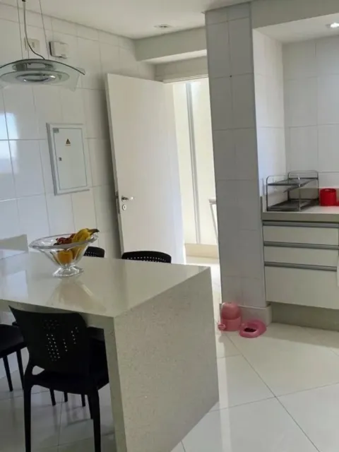 Apartamento de 132 m² com 3 suítes no 27º andar do Premiatto Residence Club