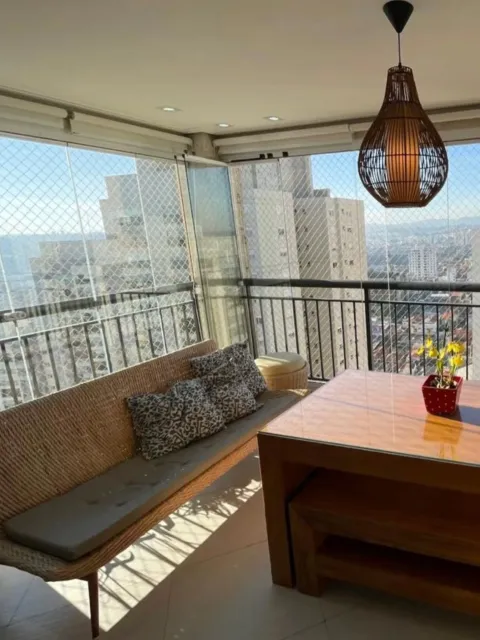 Apartamento de 132 m² com 3 suítes no 27º andar do Premiatto Residence Club