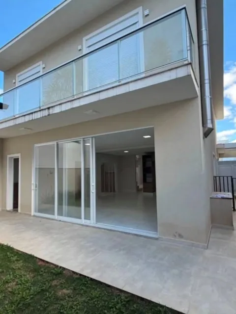 Casa de 212 m² com 3 suítes no Condomínio Reserva Ermida, em Eloy Chaves
